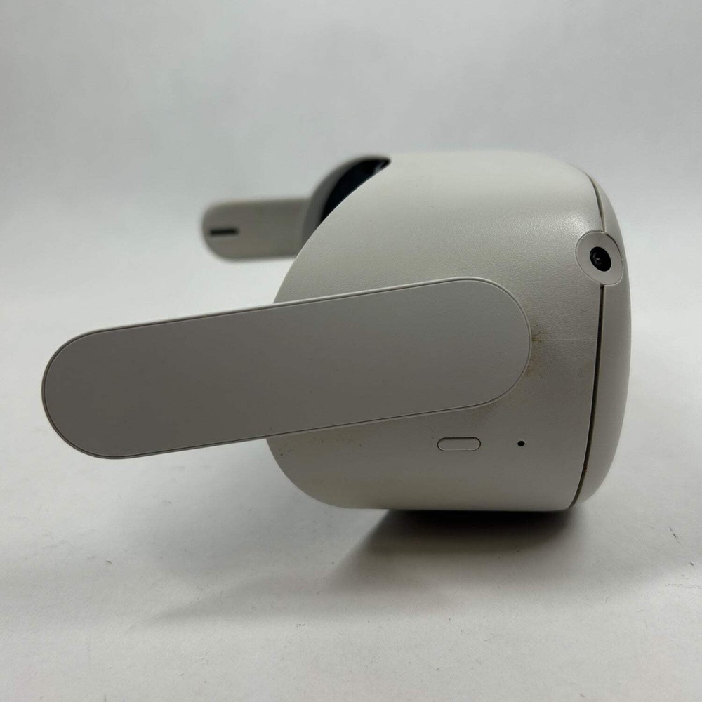 Meta Quest 2 128GB VR System KW49CM