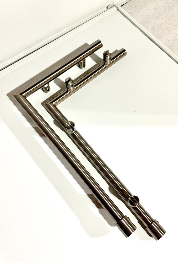 Sneeze Guard Post L-SHAPE POST BRACKET WITH END PANELS