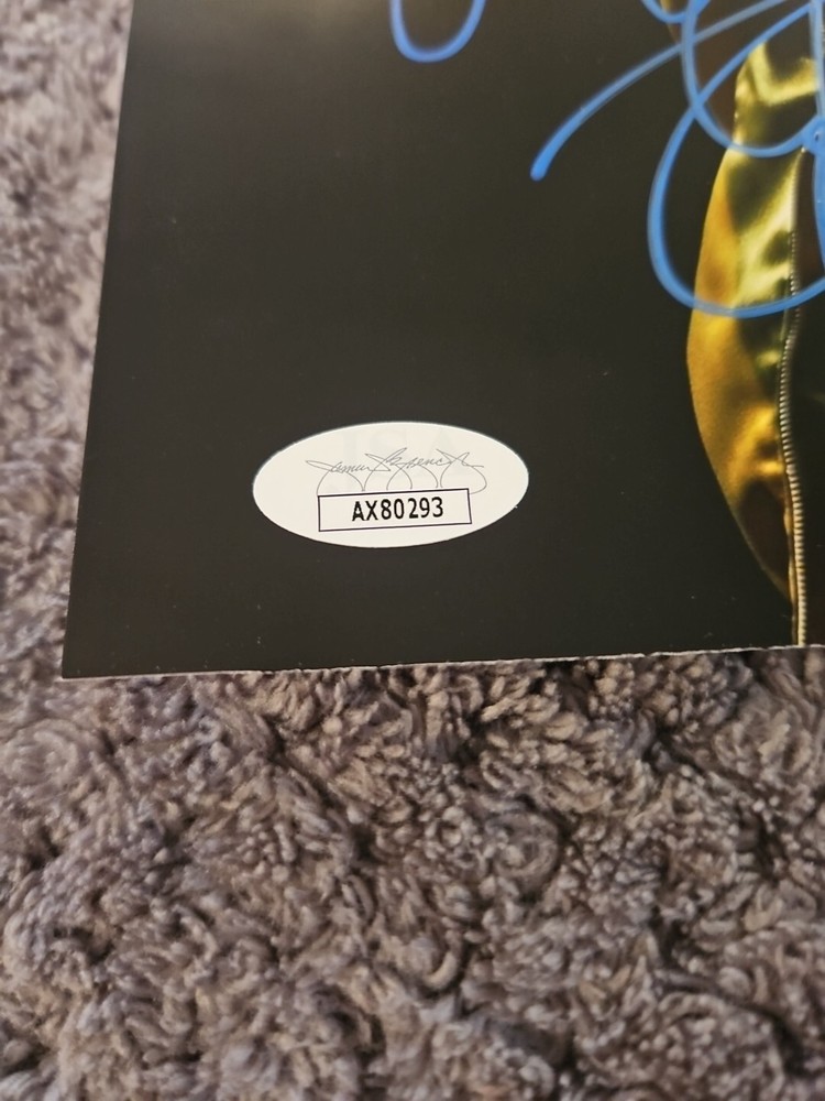 Common Signed 8 x 10 Photo - JSA