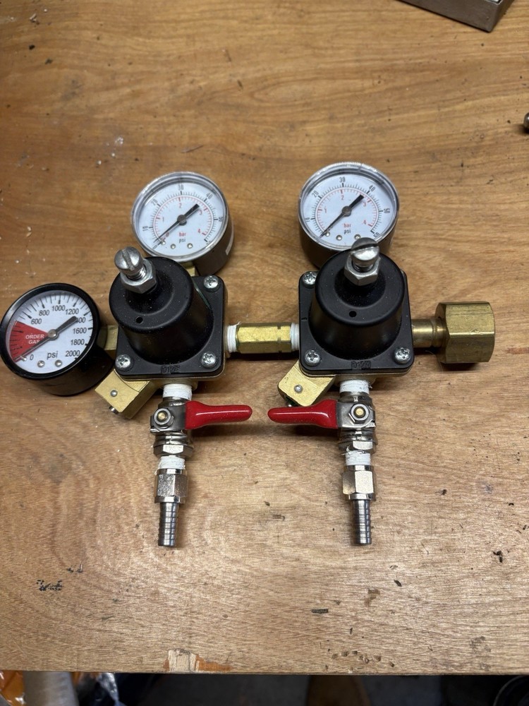 Beer 2 Tap Keg Regulators