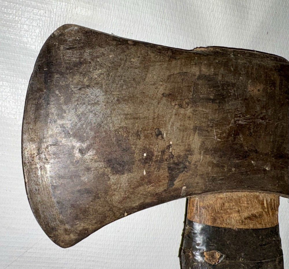 VINTAGE DOUBLE BIT WOODSMAN'S LONG HANDLE AXE