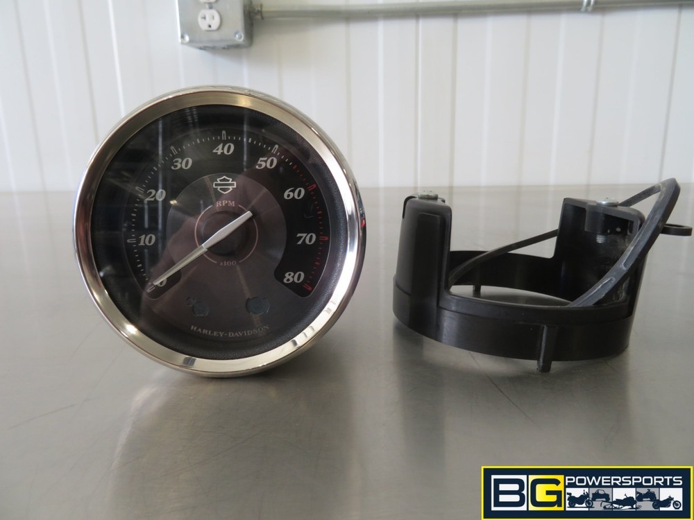 EB415 2011 11 HARLEY FLHTK ELECTRA GLIDE ULTRA LTD TACHOMETER