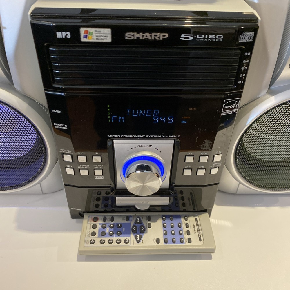 Sharp Micro Stereo System 5 CD Player / MP3 / Video / Aux / USB Model XL-UH240