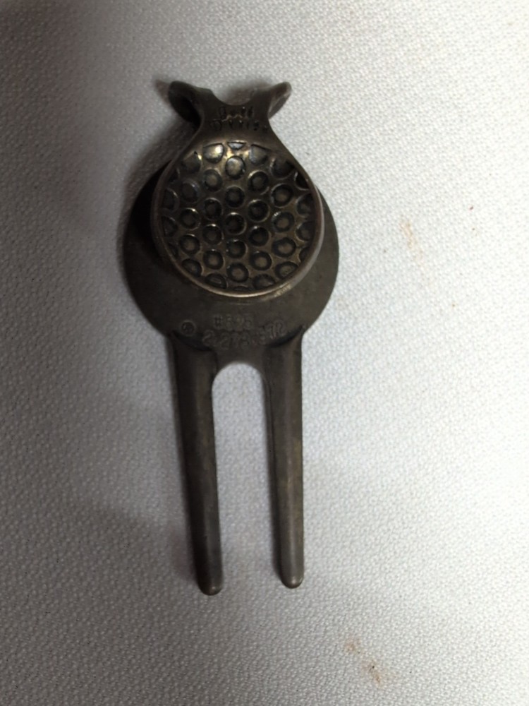 Freightliner branded golf divot repair tool Golf Designs #525