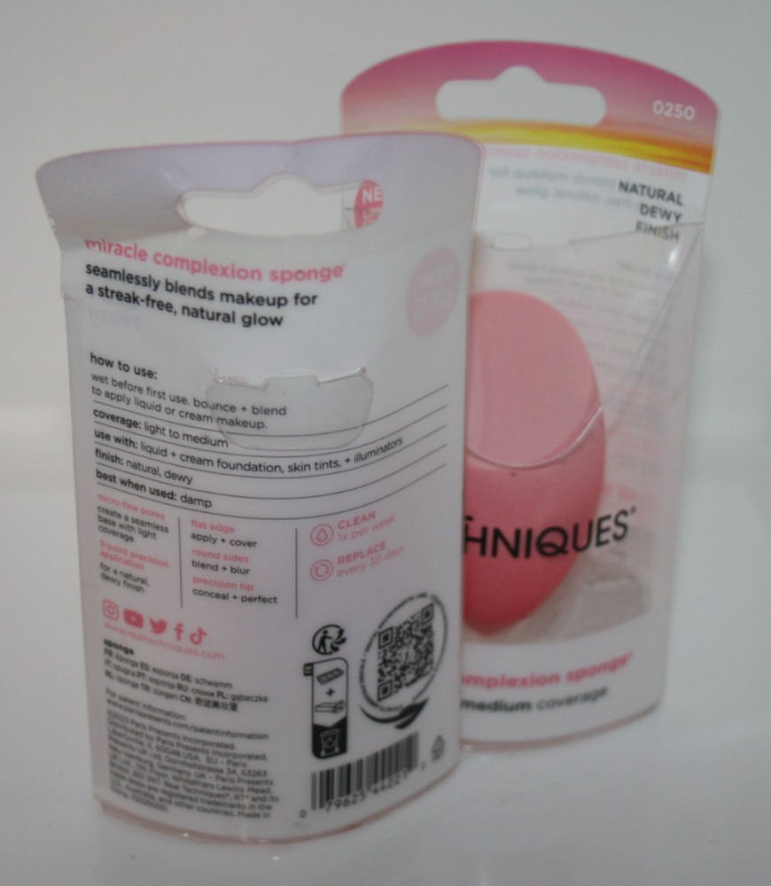 Real Techniques Miracle Complexion Sponge Light/Medium Blending 2 Packages