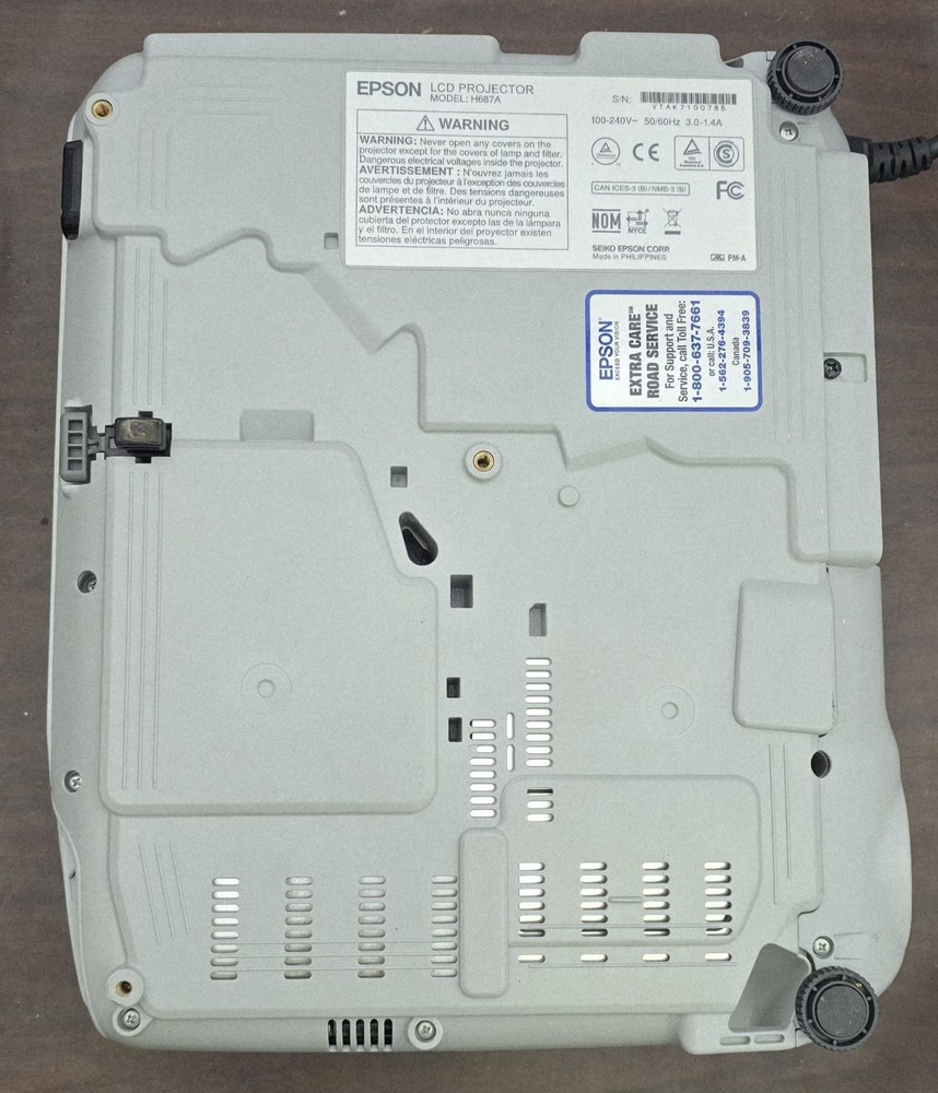 EPSON PowerLite 98H H687A LCD Projector