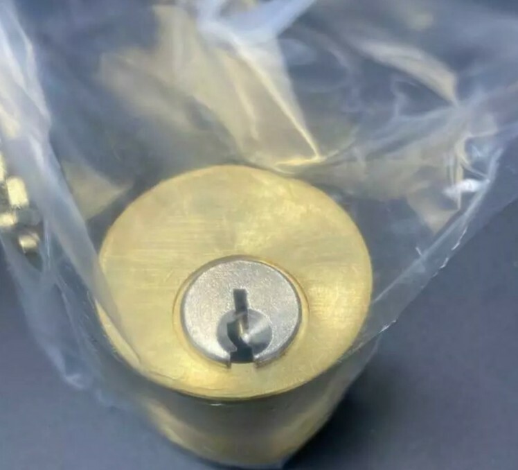 NEW Emtek Cylinder Lock Brass With 2 Keys S15