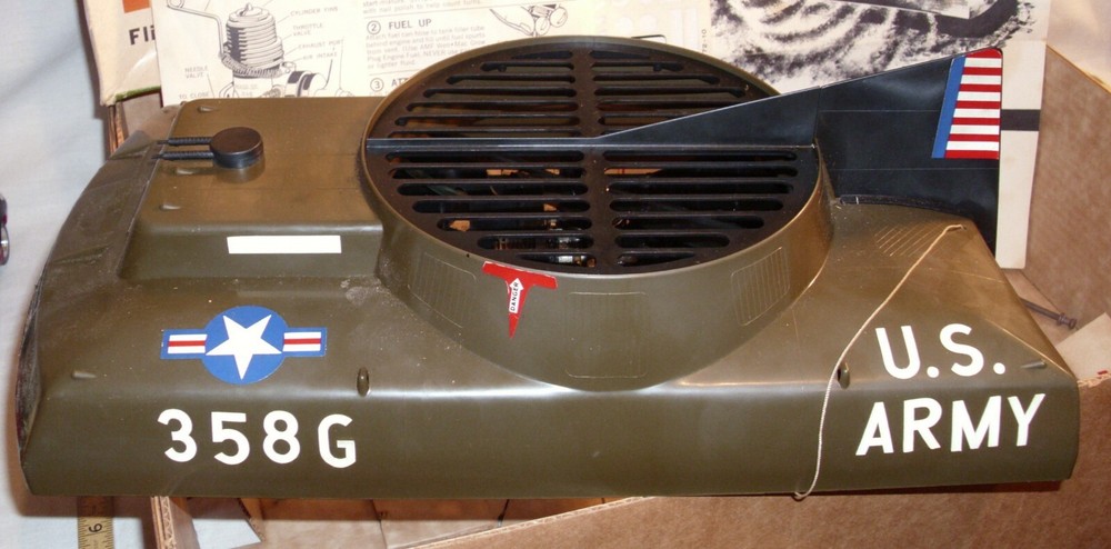 AMF WEN-MAC U.S. ARMY HOVERCRAFT .049 POWERED TETHER TOY BOXED 1960s