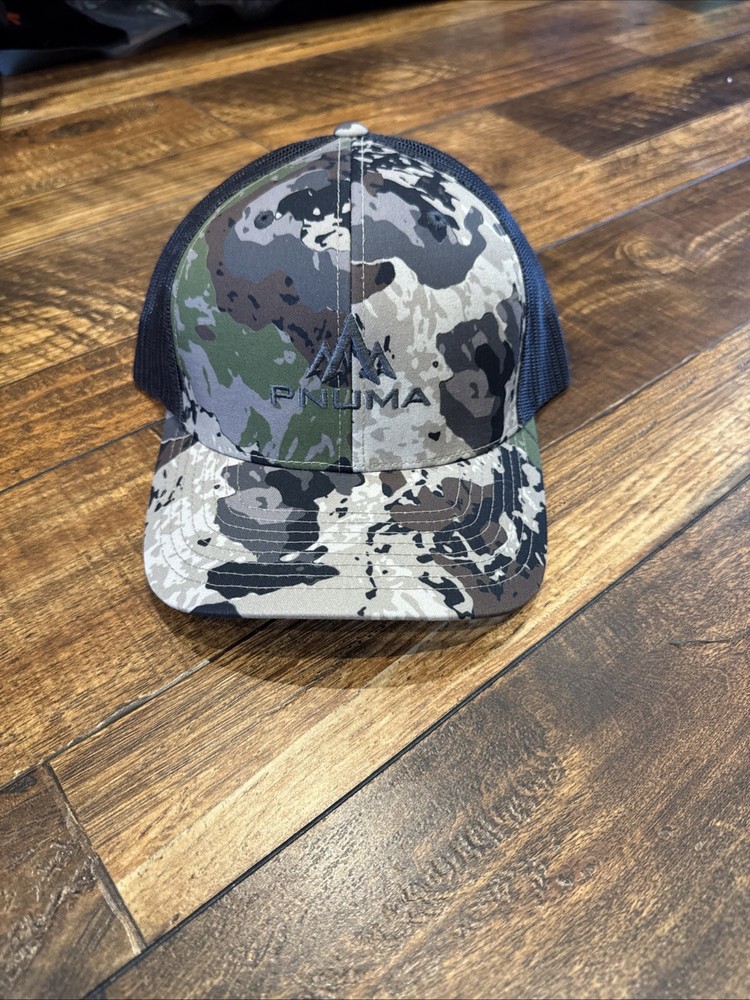 PNUMA OUTDOORS PNUMA Logo TRUCKER CAP