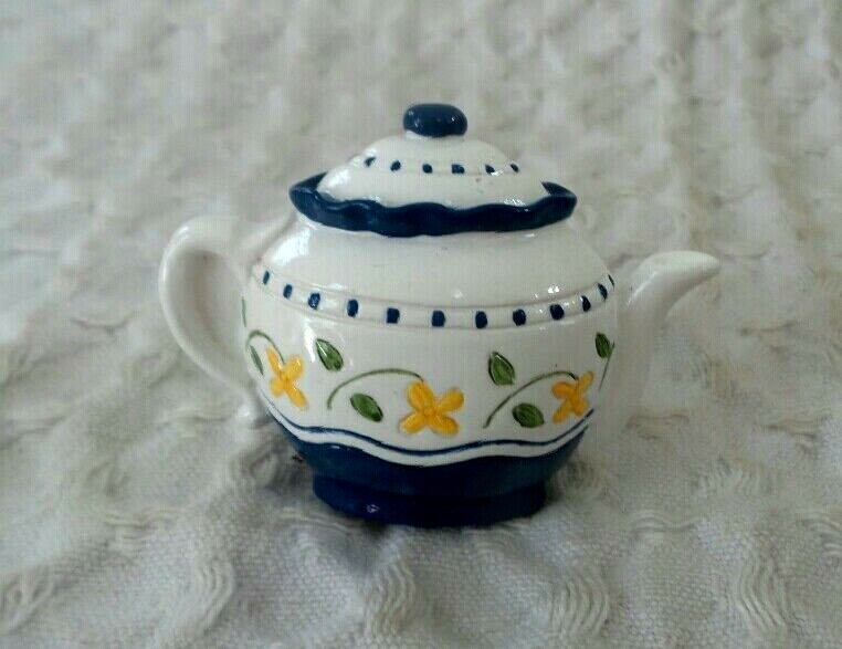4 Avon Gift Collection TEAPOT KETTLE Drawer Pull Knob Painted Whimsy White Blue