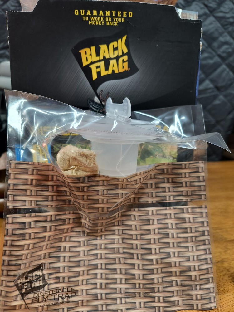 Black Flag 🏴 Disposable Fly Trap 🪰🪤 ( X 3 )