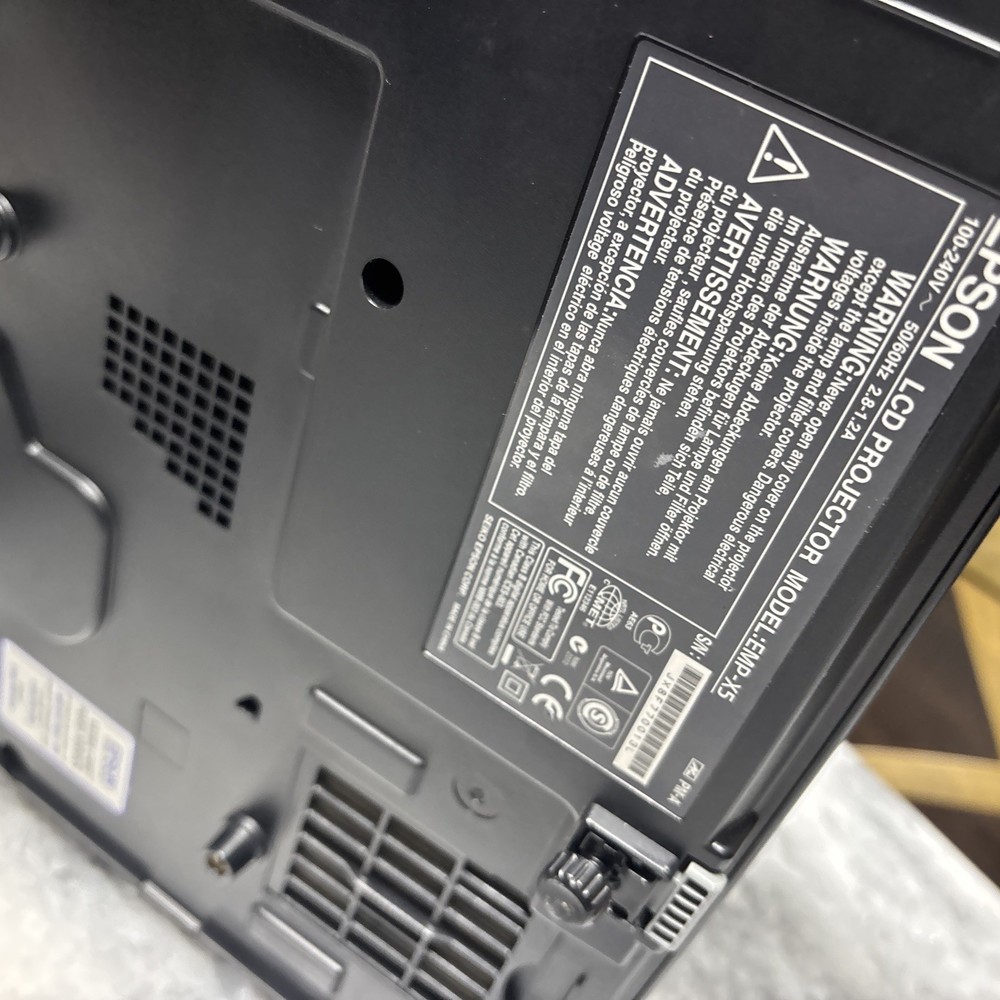 epson projector powerlite 77c