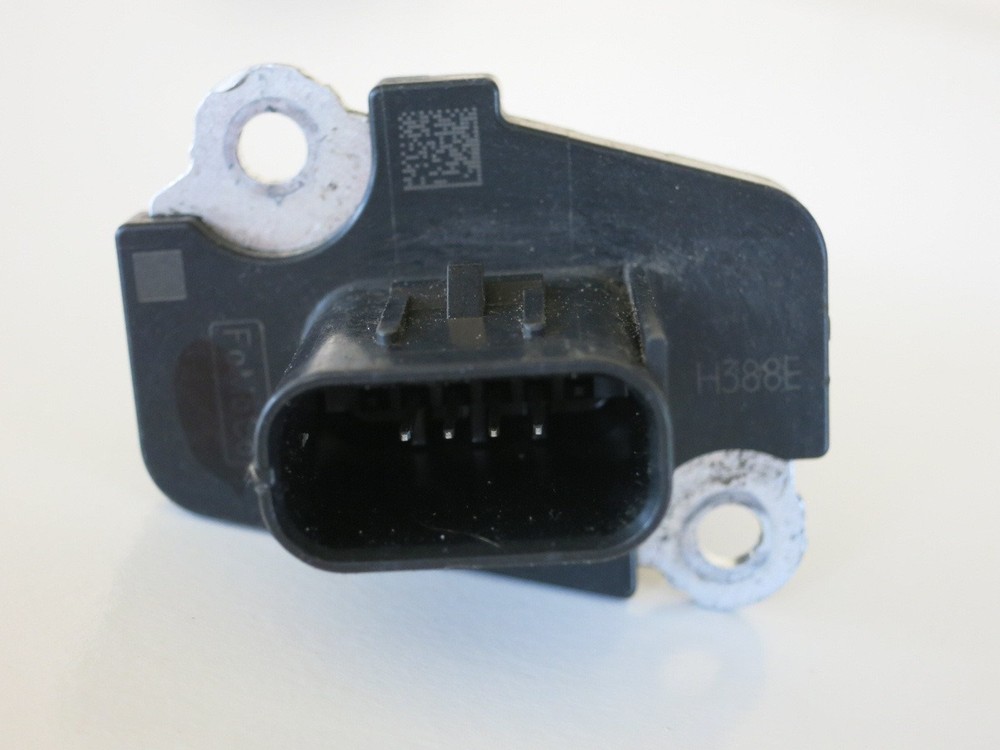 Mass Air Flow Sensor 8V2Z12B579A