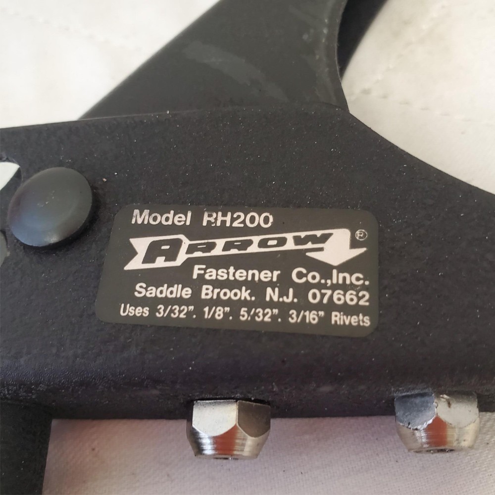 Arrow E-Z Pull RH200 Fastener One Handed Riveter Tool