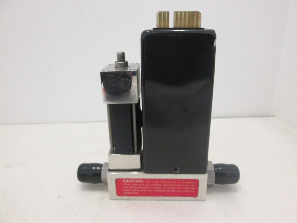 Unit UFC-1000, Mass Flow Controller MFC, SiH4, 5 SLM, Used