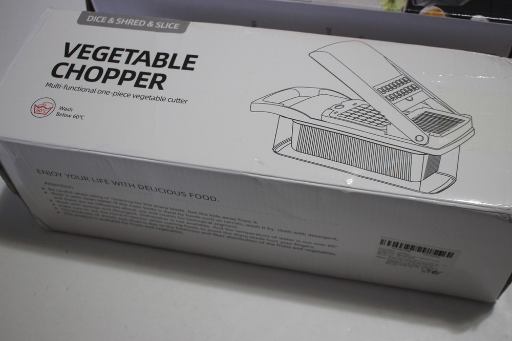 2 SETS VEGETABLE CHOPPER