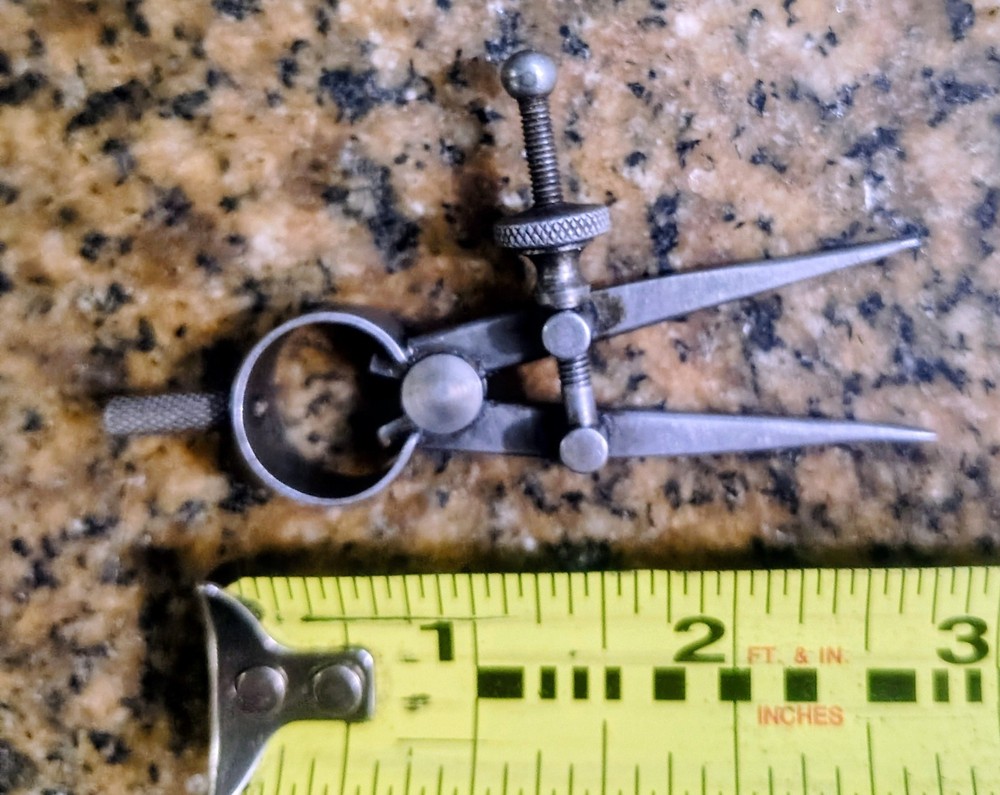 🗽 VINTAGE 2" DIVIDER