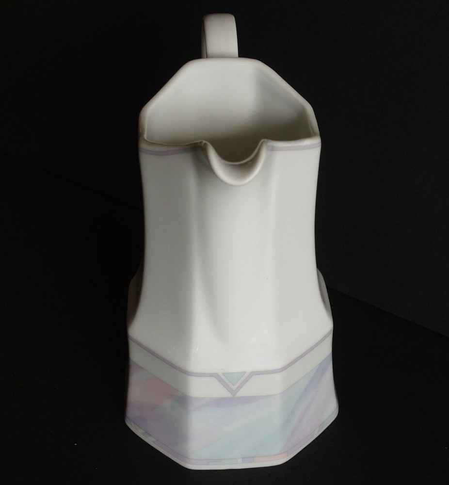 Christopher Stuart Y0010 CELINA fine china CREAMER