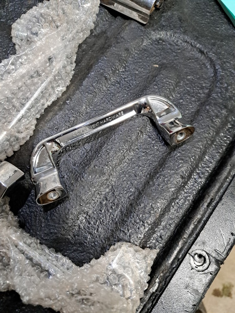 Lear Slant Door Ice Merchandiser Handles