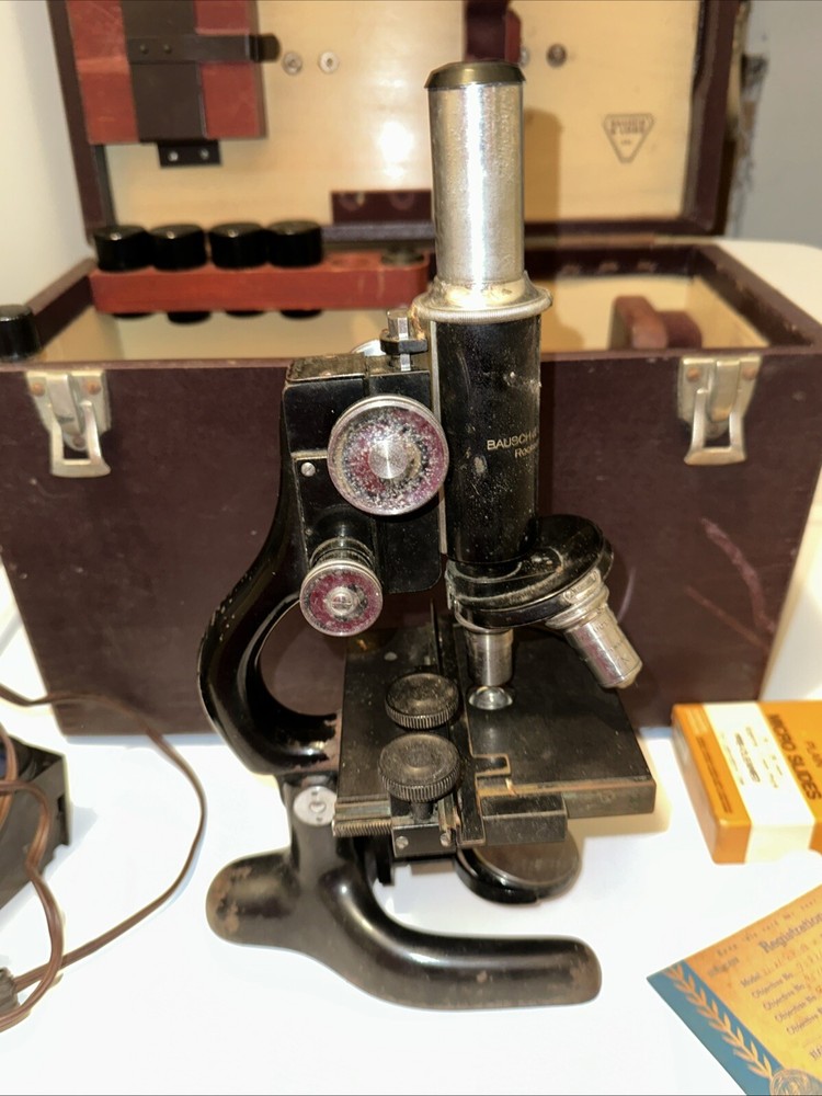 Antique Bausch & Loam Microscope And Traveling Case