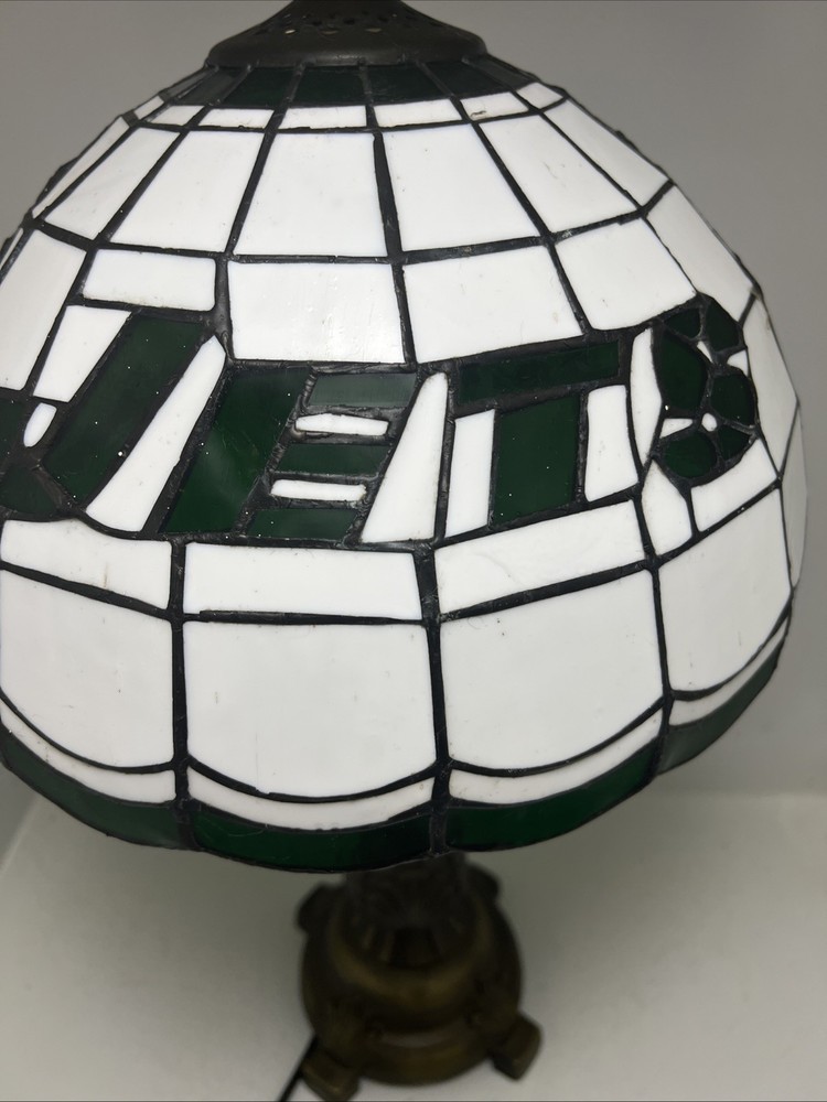 Jets table lamp tiffany style works great shape