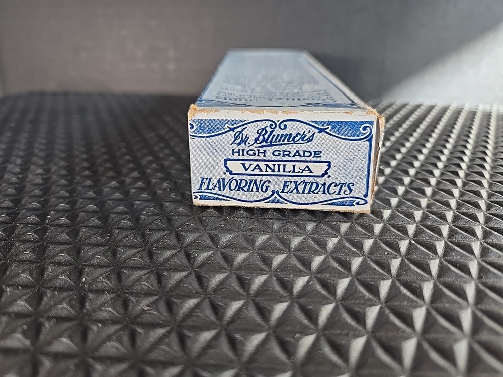 1920s Vintage. Dr. Blumer's EXTRACT. 2 Boxes. Maple/ Vanilla. Empty