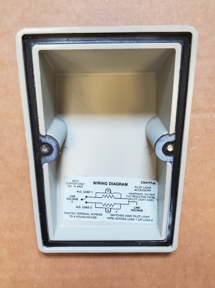 Ashcroft Temperature Switch LTSN4H00 090 150/260F