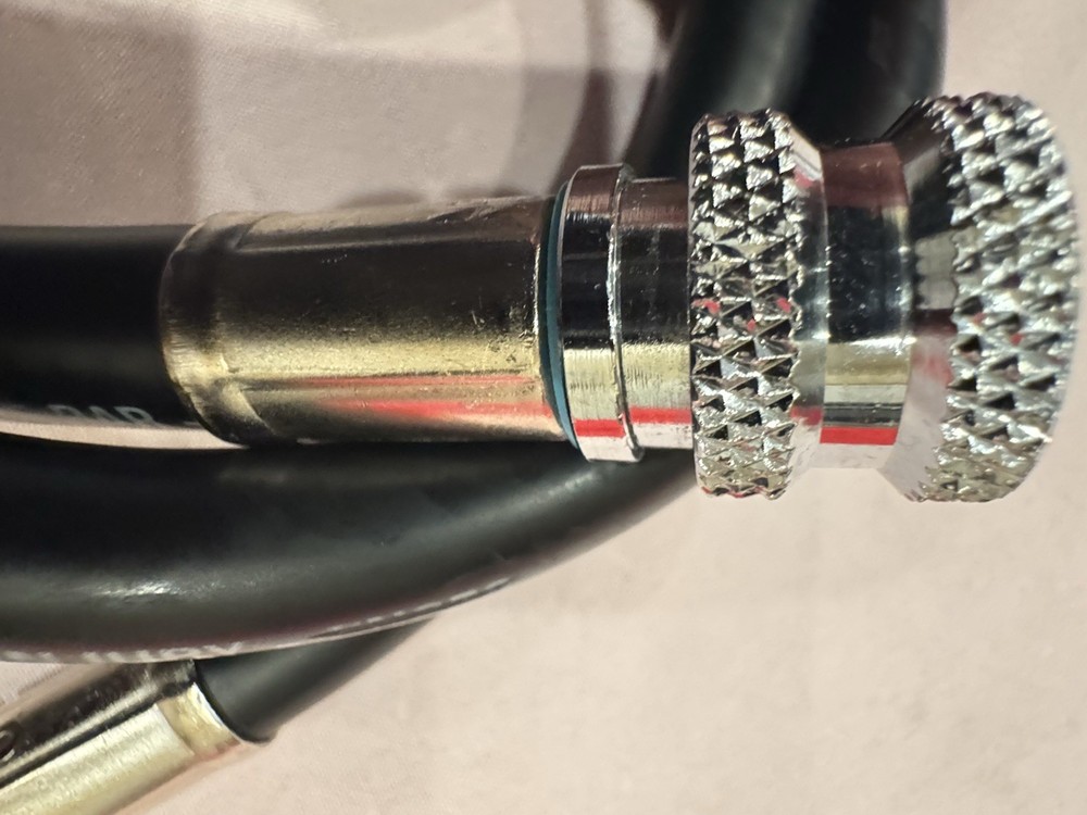 SCUBA BCD INFLATOR HOSE 32”SOLID LOOKS LIKE NEVER WET!
