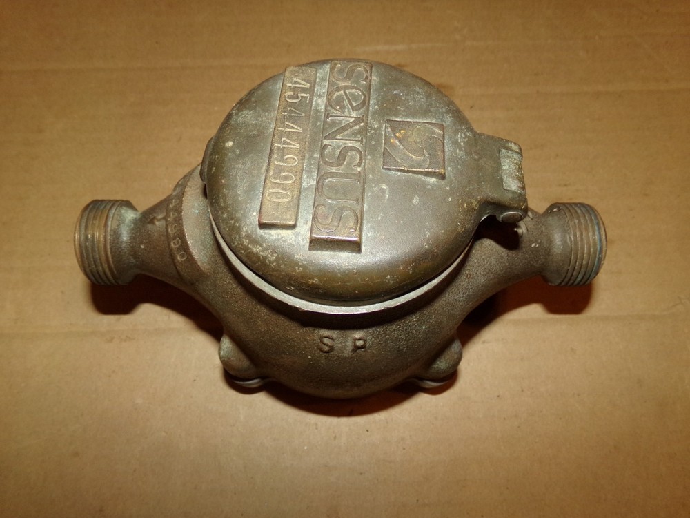 Sensus 5/8" S-05 Brass Water Meter Used