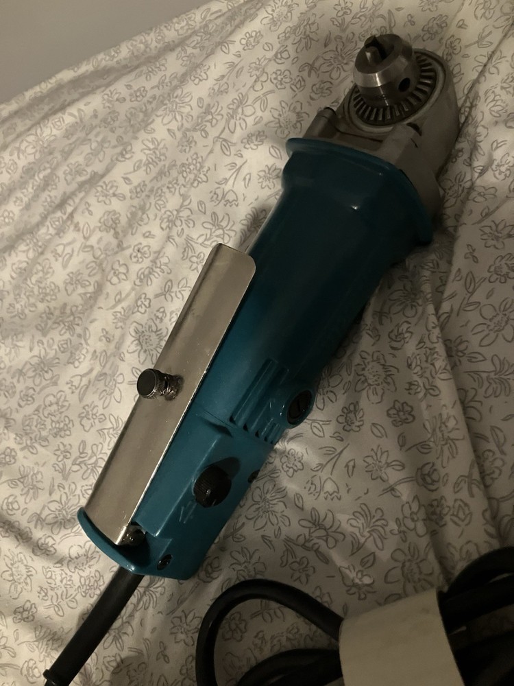 Makita Right Angle Corded Drill ￼