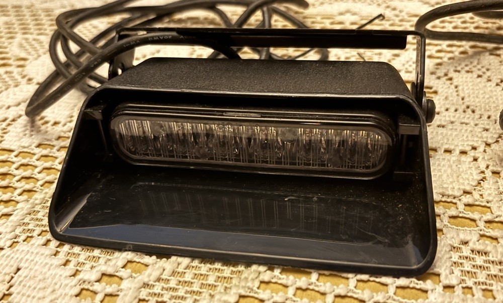 2 Whelen Sfiona SpitFire Ion Super LED Dash Light Amber