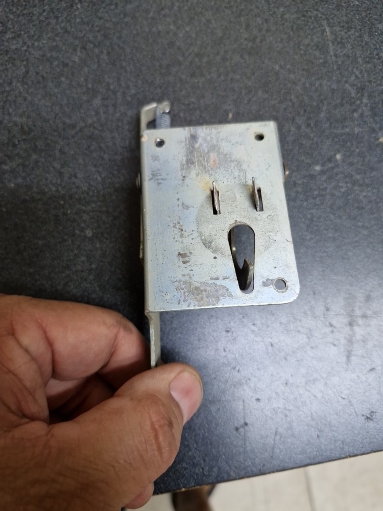 Bally Pinball Machine USED Saucer Hole Eject Assembly - NO COIL
