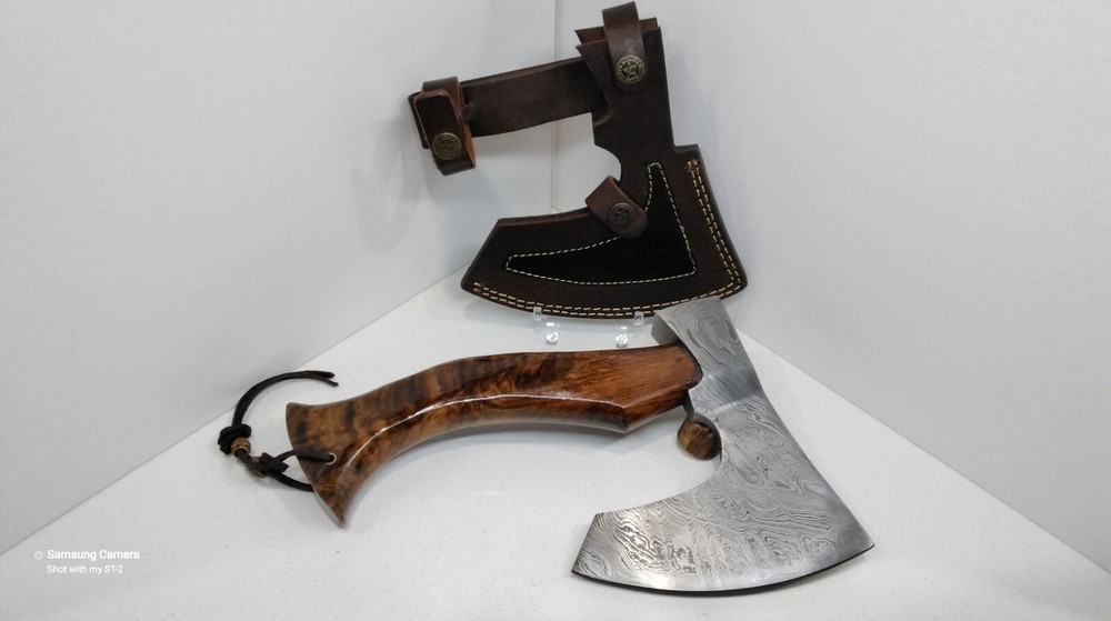 Damascus Hand Axe Hatchet Tomahawk Survival Walnut Wood Handle Leather Sheath