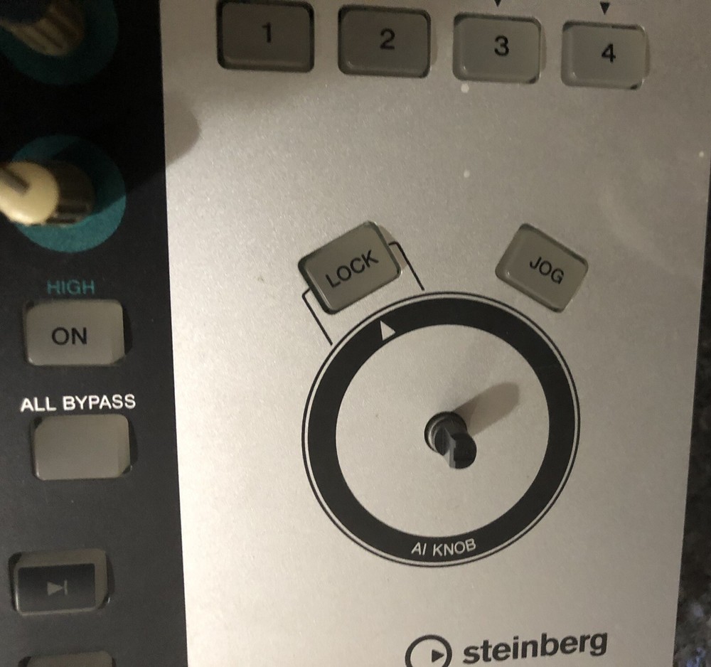 Silver Steinberg CC121 USB Controller Advanced Integration Controller