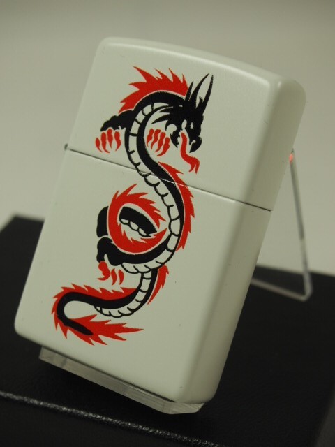 Zippo Dragon White Matte Regular Case Oil Lighter Japan