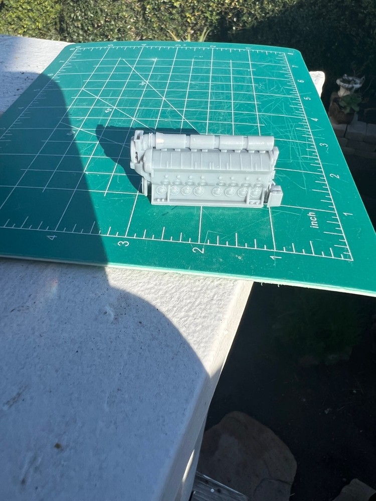 HO scale EMD 710 - 16cyl