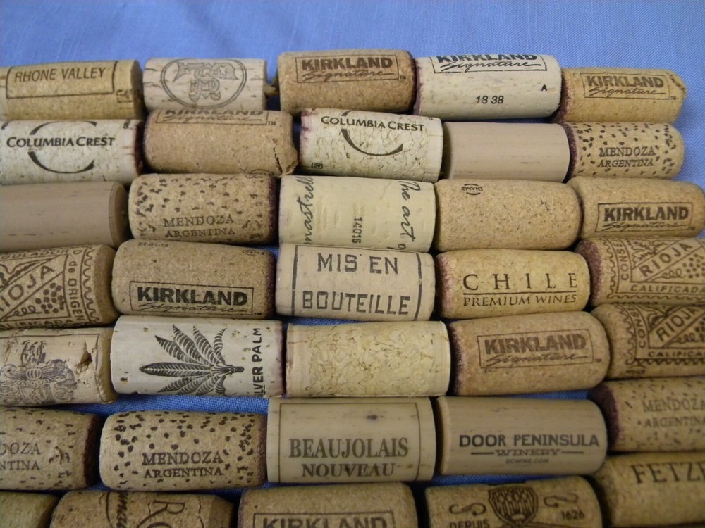 Corks Craft Project 30 Used Wine Corks Mix types & wineries for Crafts Projects