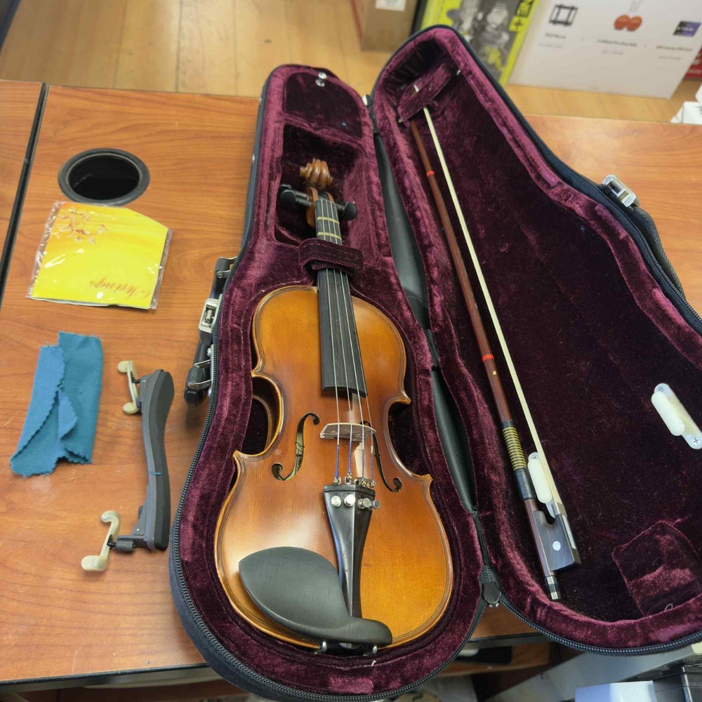 AMATI'S FINE INSTRUMENTS VIOLIN ANTONIO 1/4