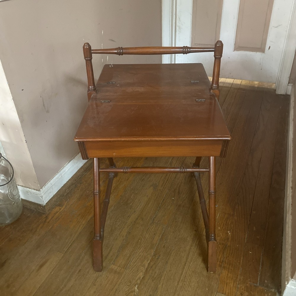 Rare Antique Cherry 🍒 Sewing Table Organizer Box, Very Nice