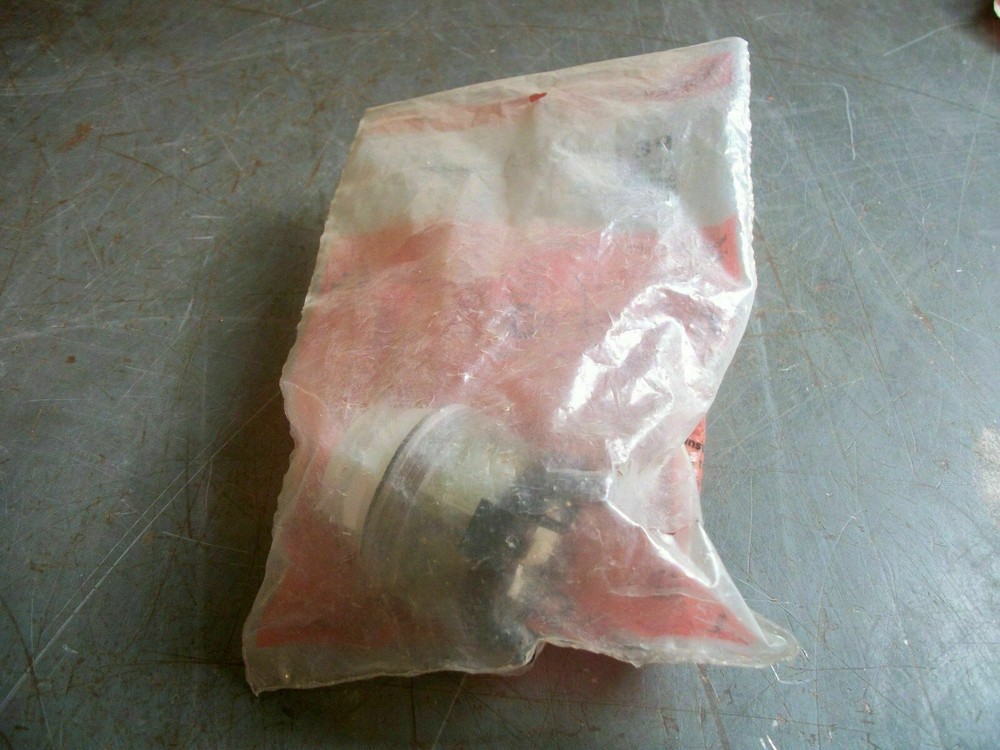 WESTINGHOUSE 3-POSITION SELECTOR SWITCH NO HANDLE PB1JBO1A *NEW*