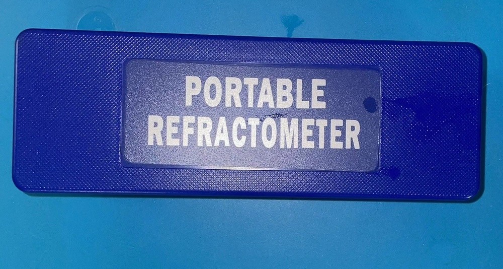 Portable Refractometer Blue