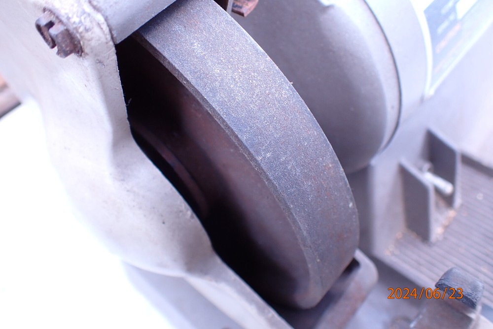 DAREX M5 DRILL BIT SHARPENER BASE UNIT W/ SETTING FIXTURE LIGHT NEEDS BANDS AND