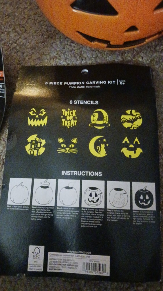 Pumpkin Carving Kit W/ Scoop