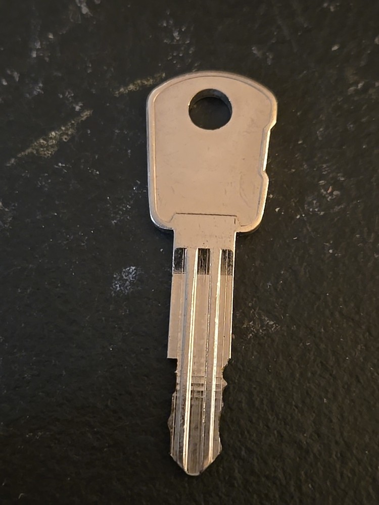 MONARCH TRI GARD KEY CODED TD0948 (3D1)