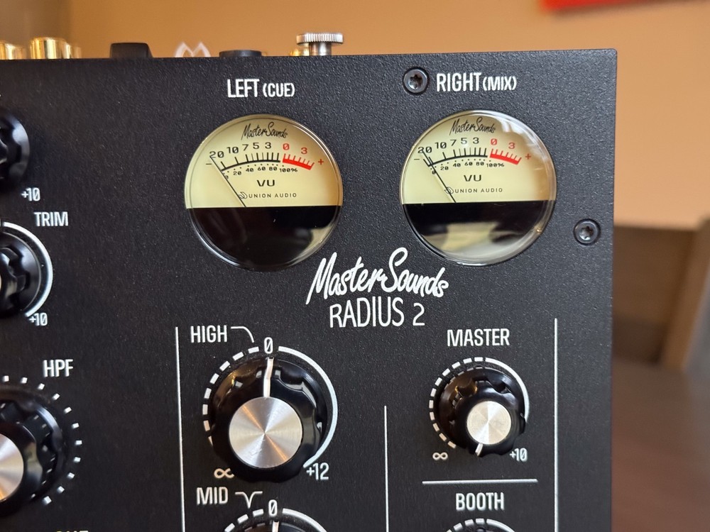 Mastersounds Radius 2 Rotary DJ Mixer black