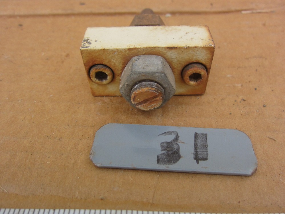 Shaft Pulley Holder, Used