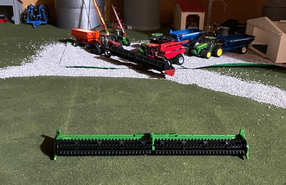 1/64 Ertl John Deere 50" Draper Head - Just Released - Awesome!