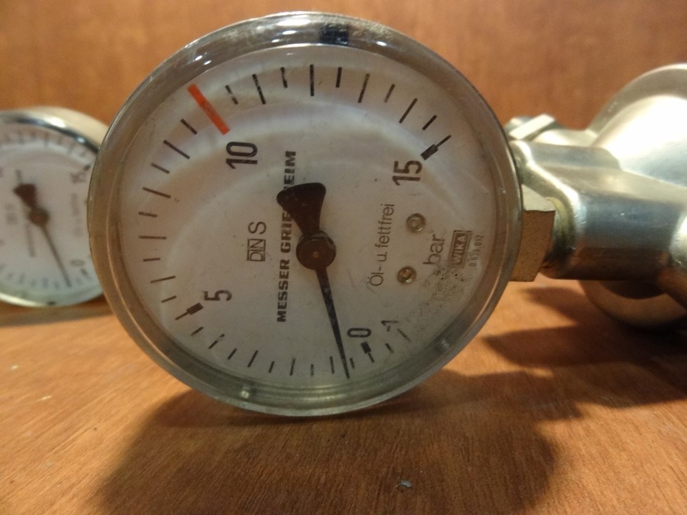 Messer Griesheim pressure regulator EMV60