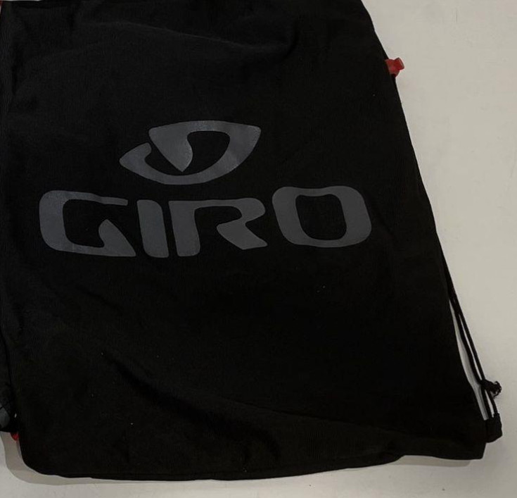 Giro Black Omen Snowboard, Ski Helmet, Size Medium