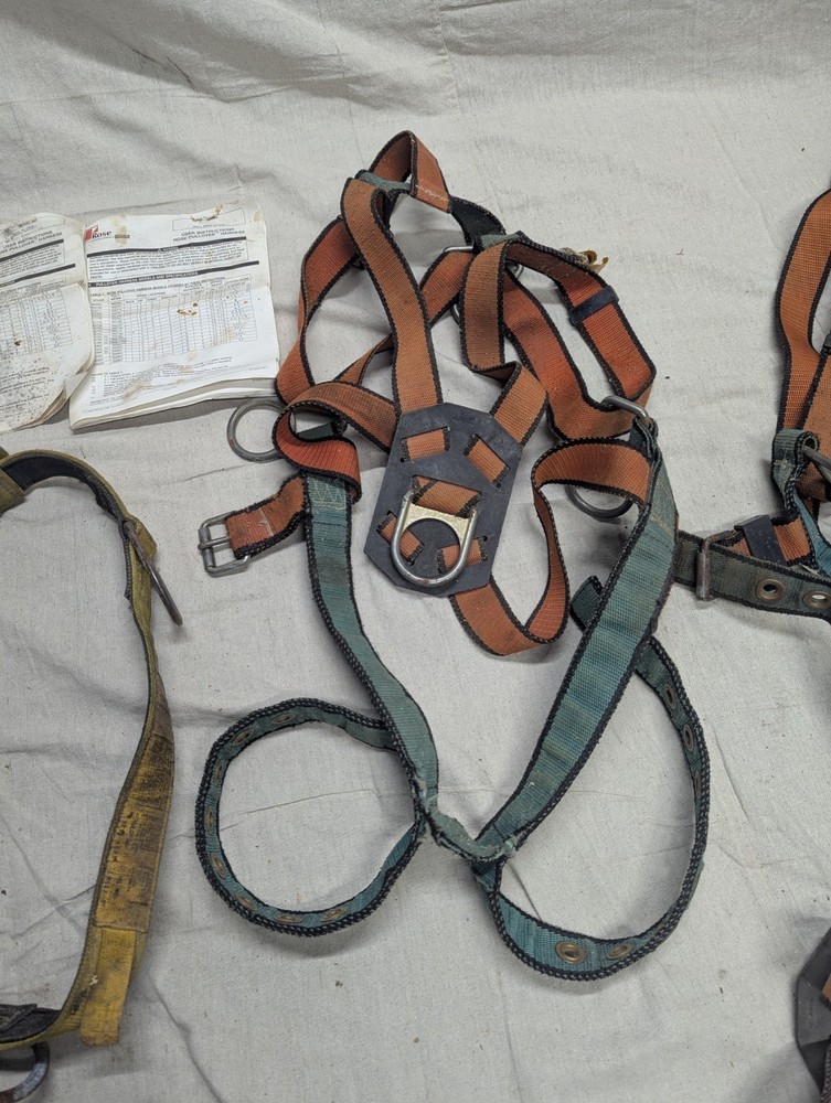 MSA ROSE PULLOVER SAFETY HARNESS And Belt Lot